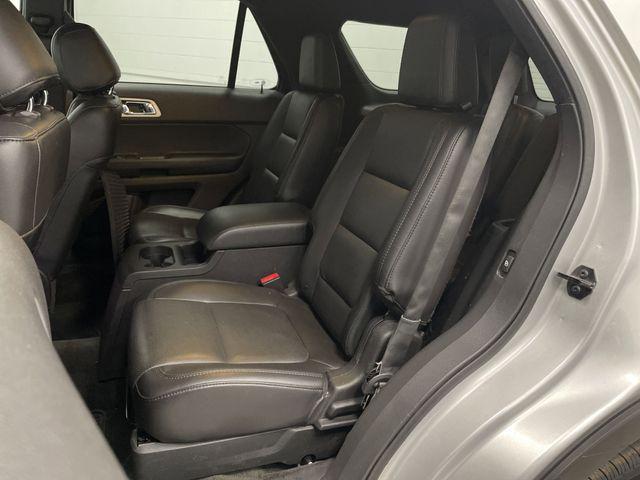 Photo of 2015 Ingot Silver Metallic Ford Explorer