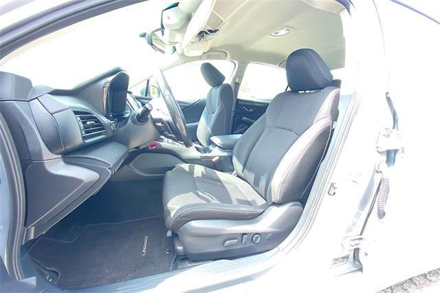 Photo of 2022 Ice Silver Metallic Subaru Legacy