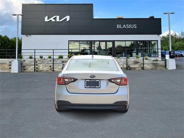 Photo of 2022 Ice Silver Metallic Subaru Legacy