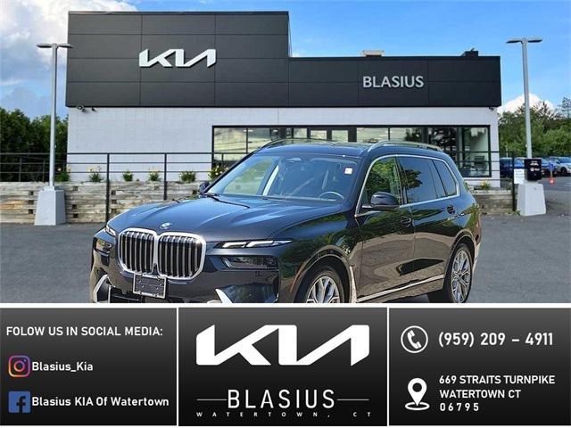 2023 BMW X7