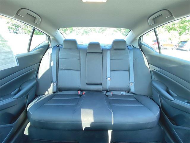 Photo of 2022 Gun Metallic Nissan Altima