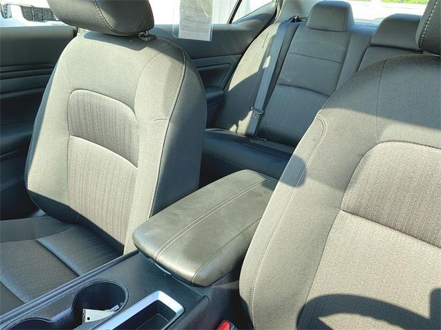 Photo of 2022 Gun Metallic Nissan Altima