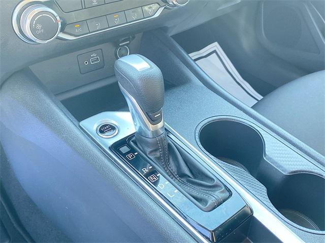 Photo of 2022 Gun Metallic Nissan Altima