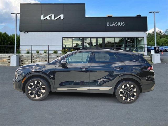 Photo of 2024 Ebony Black Kia Sportage