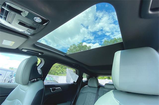 Photo of 2024 Ebony Black Kia Sportage