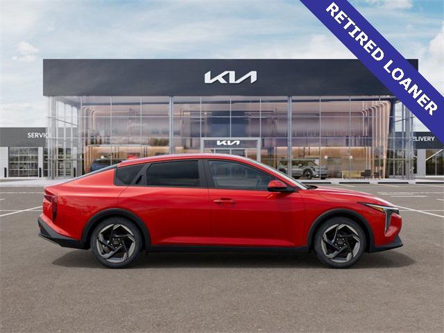 Photo of 2025 Currant Red Kia K4