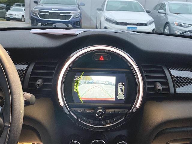 Photo of 2018 Red MINI Hardtop
