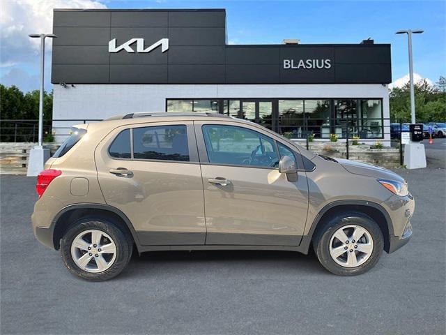 Photo of 2022 Stone Gray Metallic Chevrolet Trax
