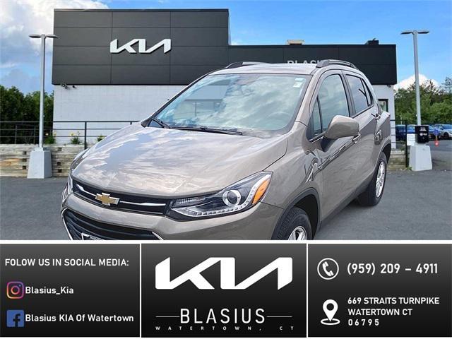 Photo of 2022 Stone Gray Metallic Chevrolet Trax