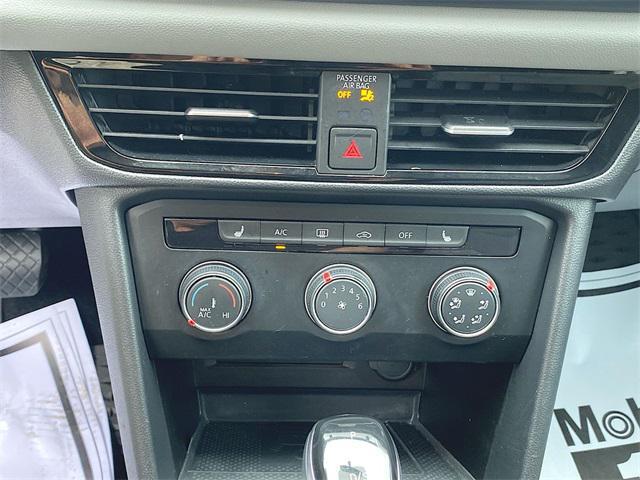 Photo of 2022 Deep Black Pearl Volkswagen Taos