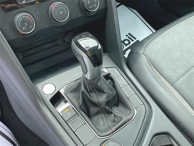 Photo of 2022 Deep Black Pearl Volkswagen Taos