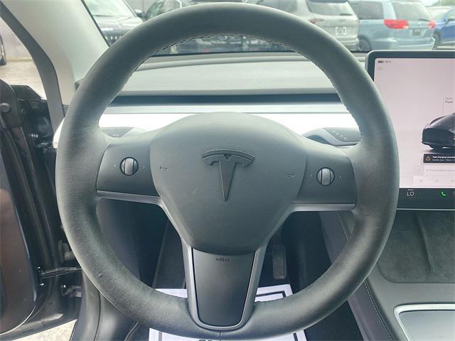Photo of 2023 Deep Blue Metallic Tesla Model Y
