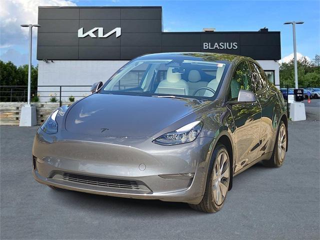 Photo of 2023 Deep Blue Metallic Tesla Model Y