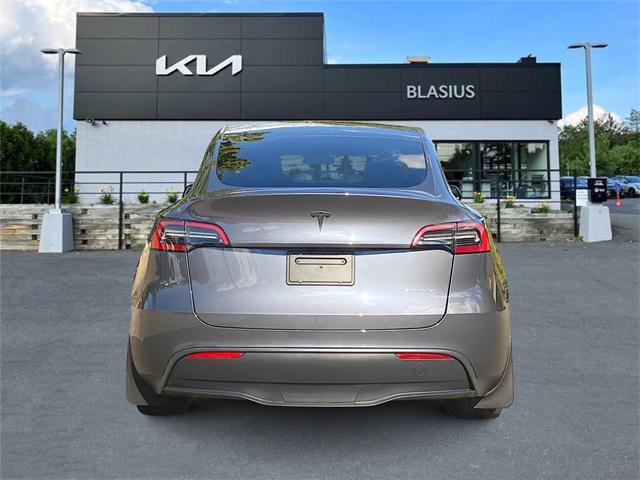 Photo of 2023 Deep Blue Metallic Tesla Model Y