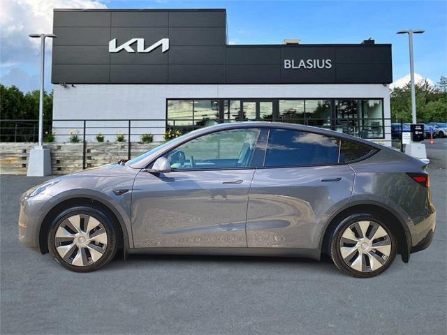 Photo of 2023 Deep Blue Metallic Tesla Model Y