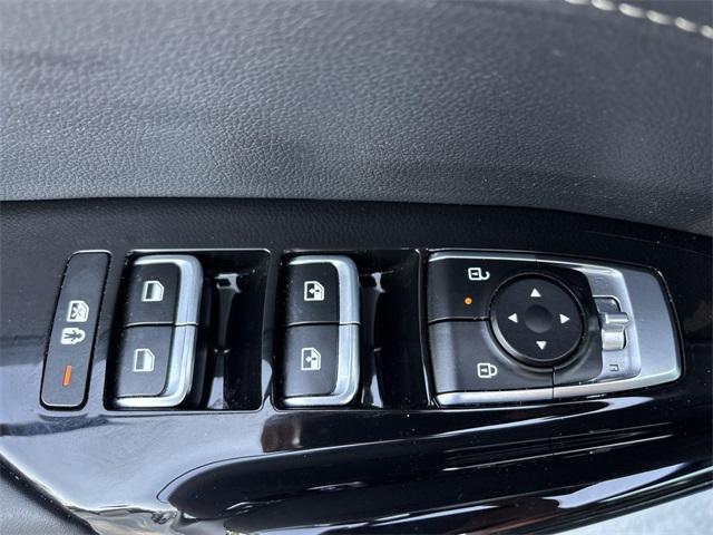 Photo of 2025 Yacht Blue Kia K5