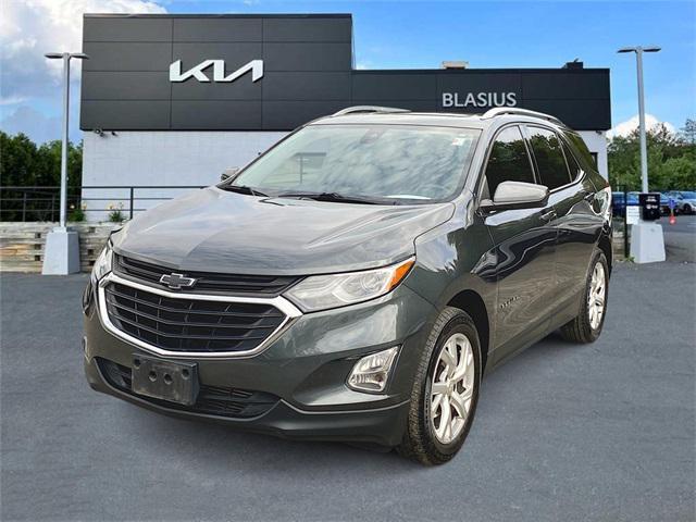 Photo of 2020 Nightfall Gray Metallic Chevrolet Equinox