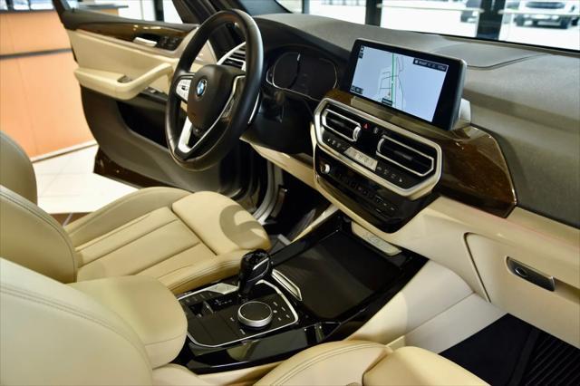 Photo of 2022 Black Sapphire Metallic BMW X3