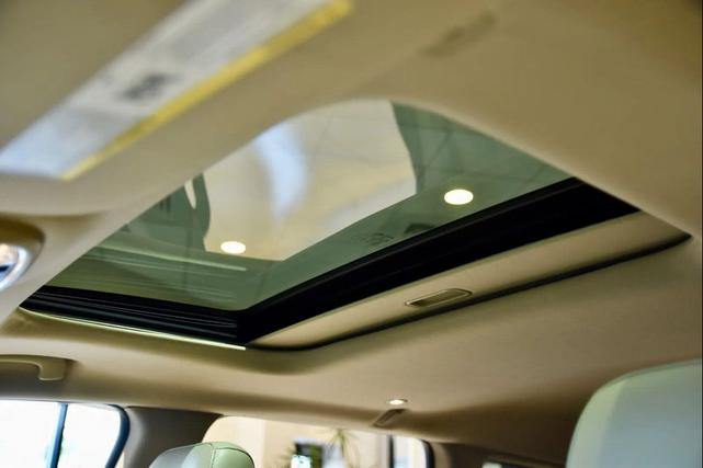 Photo of 2021 Sangria Metallic Clearcoat Jeep Grand Cherokee
