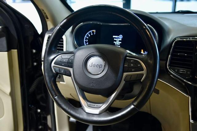 Photo of 2021 Sangria Metallic Clearcoat Jeep Grand Cherokee