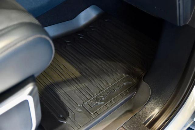 Photo of 2023 Avalanche Gray Ford F-150