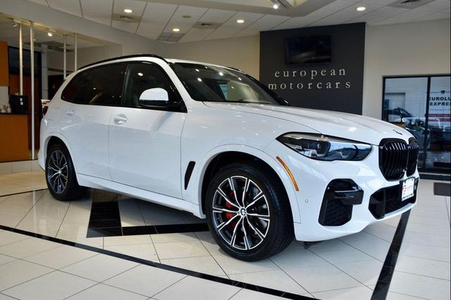 Photo of 2022 Alpine White BMW X5
