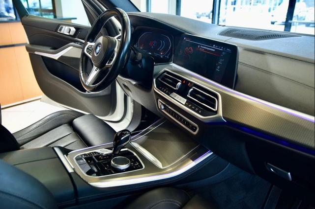 Photo of 2022 Alpine White BMW X5