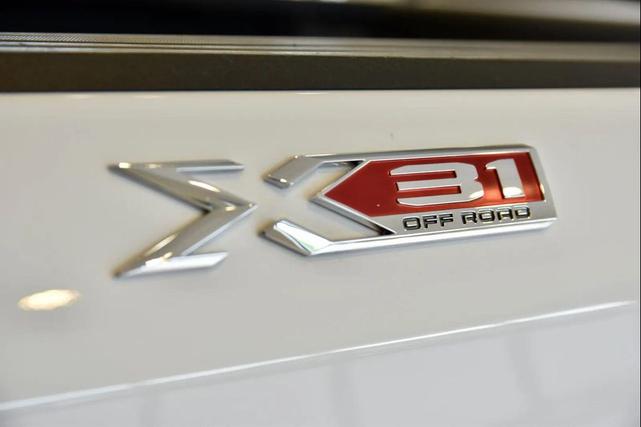 Photo of 2021 Summit White GMC Sierra 1500