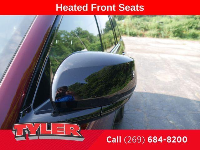Photo of 2025 Velvet Red Pearlcoat Jeep Grand Cherokee L