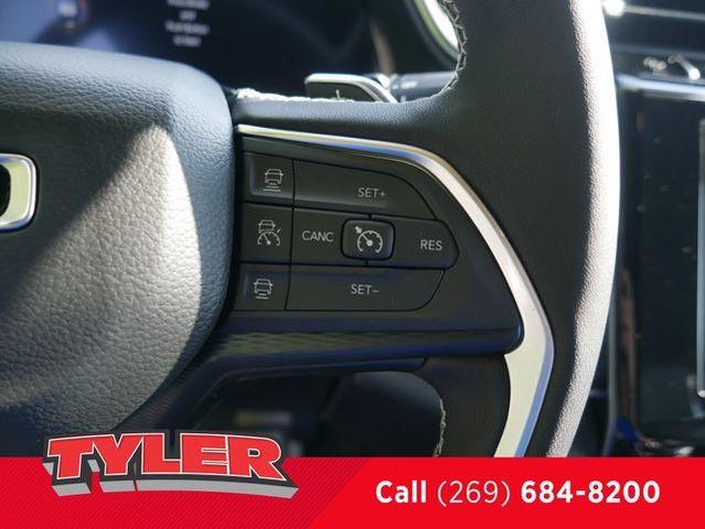 Photo of 2025 Velvet Red Pearlcoat Jeep Grand Cherokee L
