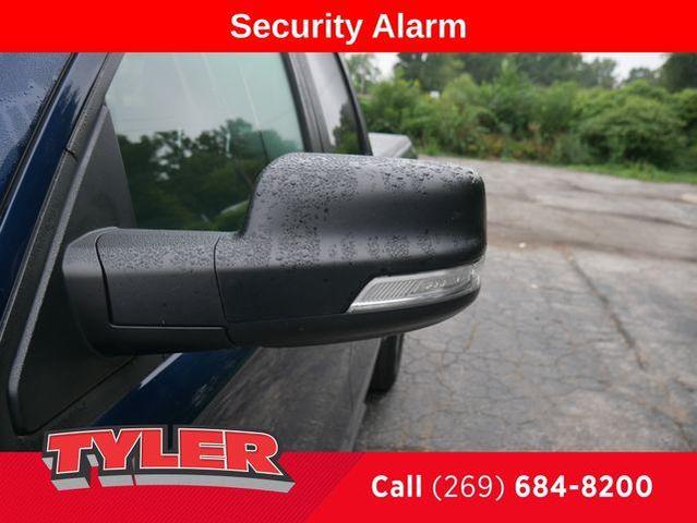 Photo of 2022 Patriot Blue Pearlcoat RAM 1500
