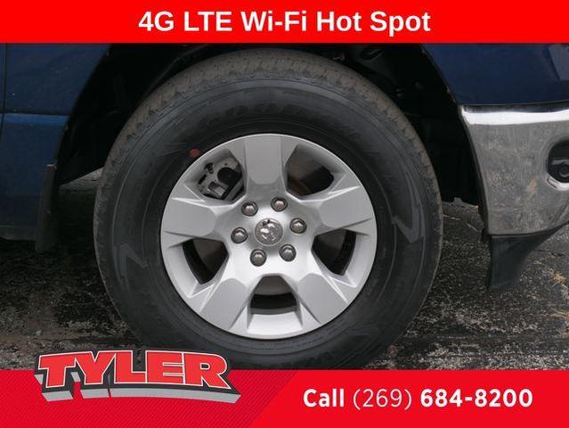 Photo of 2022 Patriot Blue Pearlcoat RAM 1500