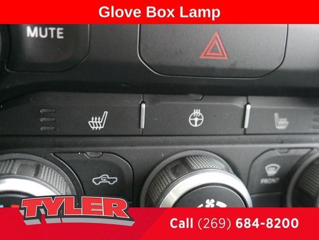 Photo of 2022 Patriot Blue Pearlcoat RAM 1500