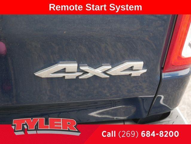 Photo of 2022 Patriot Blue Pearlcoat RAM 1500