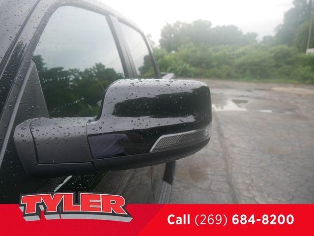 Photo of 2026 Diamond Black RAM 1500