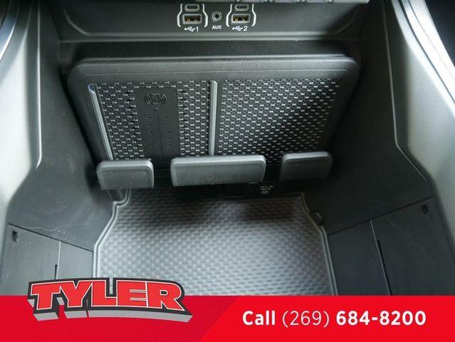 Photo of 2026 Bright White RAM 1500