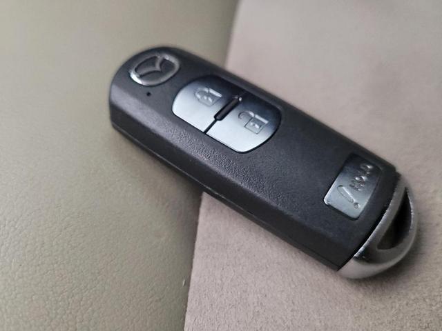 Photo of 2018 Deep Crystal Blue Mica Mazda CX-5