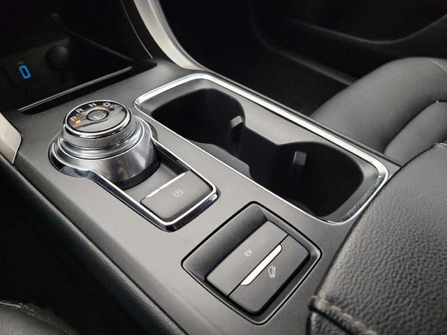 Photo of 2017 Ingot Silver Metallic Ford Fusion Energi