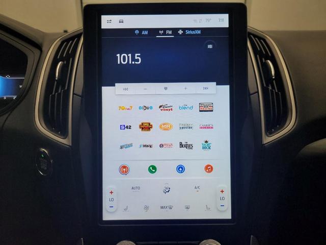 Photo of 2024 Agate Black Metallic Ford Edge
