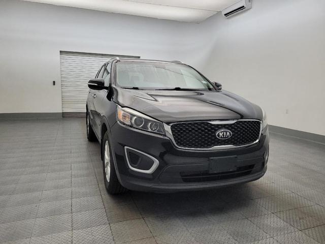 Photo of 2016 Ebony Black Kia Sorento