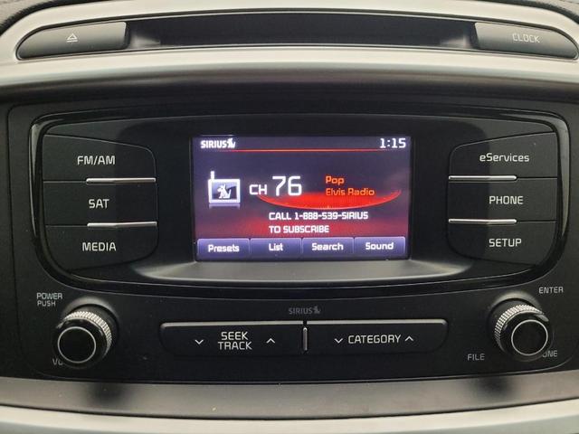 Photo of 2016 Ebony Black Kia Sorento