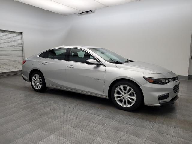 Photo of 2017 Silver Ice Metallic Chevrolet Malibu