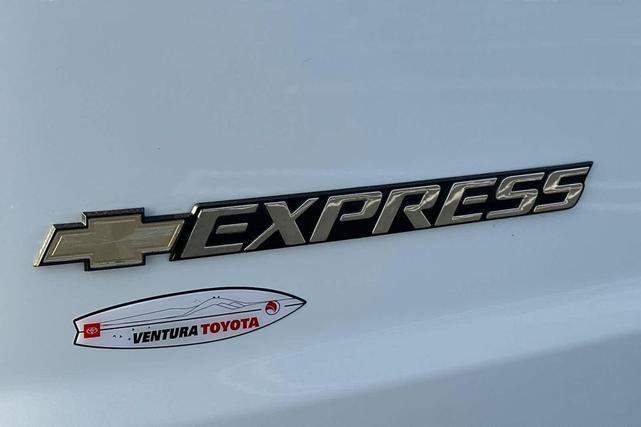 Photo of 2022 Summit White Chevrolet Express 2500