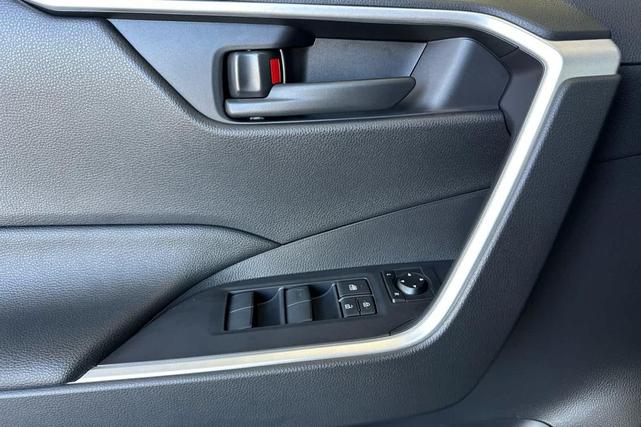 Photo of 2025 Magnetic Gray Metallic Toyota RAV4 Hybrid