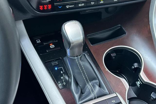 Photo of 2022 Nebula Gray Pearl Lexus RX 350