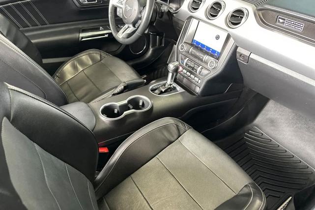 Photo of 2020 Shadow Black Ford Mustang