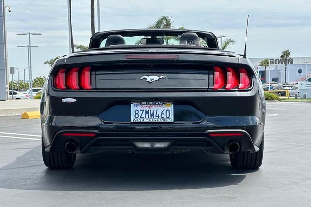 Photo of 2020 Shadow Black Ford Mustang