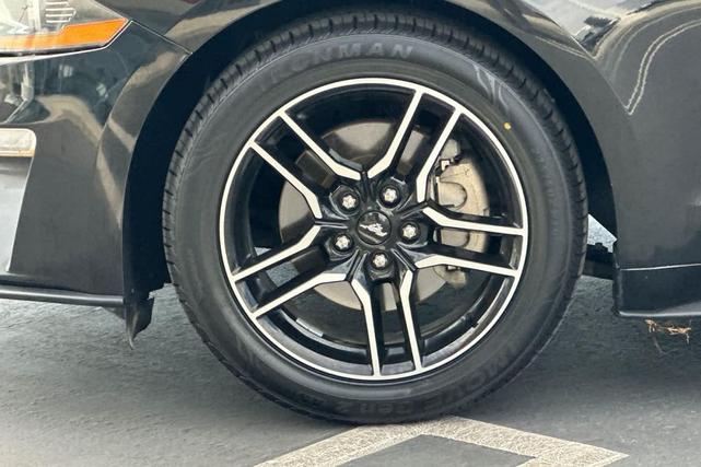 Photo of 2020 Shadow Black Ford Mustang