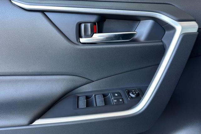 Photo of 2025 Blueprint Toyota RAV4
