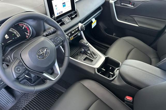 Photo of 2025 Blueprint Toyota RAV4